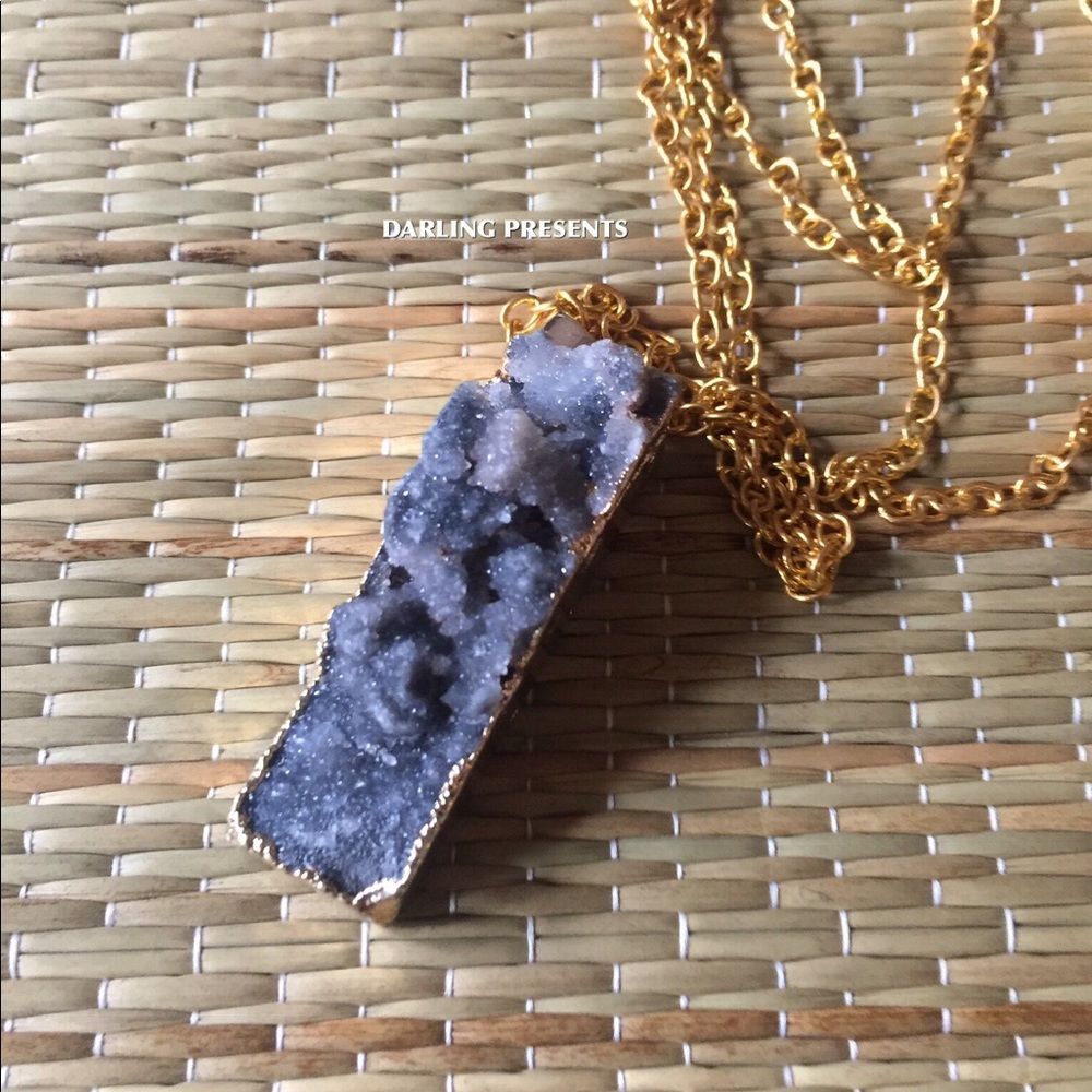 ⬇️ $24 24K GOLD DIPPED QUARTZ DRUZY NECKLACE - Picture 4 of 7